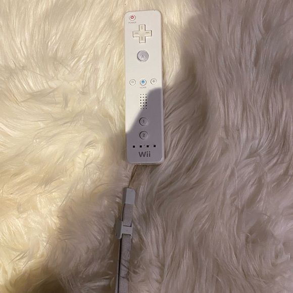 Nintendo Wii with 6 games included and accessories - Picture 6 of 9